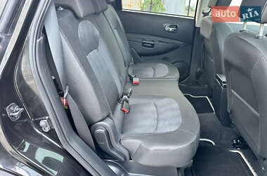 Позашляховик / Кросовер Nissan Qashqai+2 2011 в 
