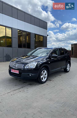 Внедорожник / Кроссовер Nissan Qashqai+2 2010 в Ровно