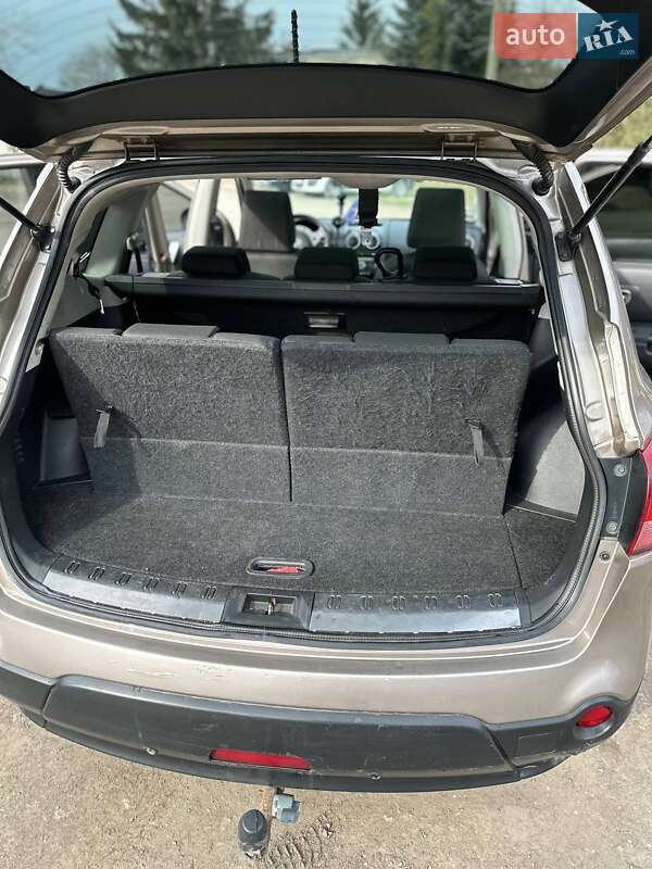 Внедорожник / Кроссовер Nissan Qashqai+2 2009 в Тернополе