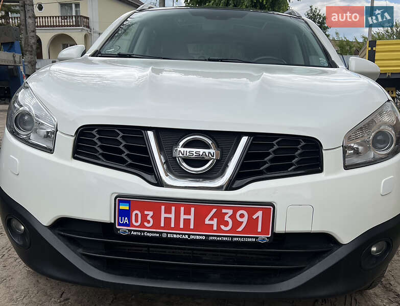 Внедорожник / Кроссовер Nissan Qashqai+2 2012 в 