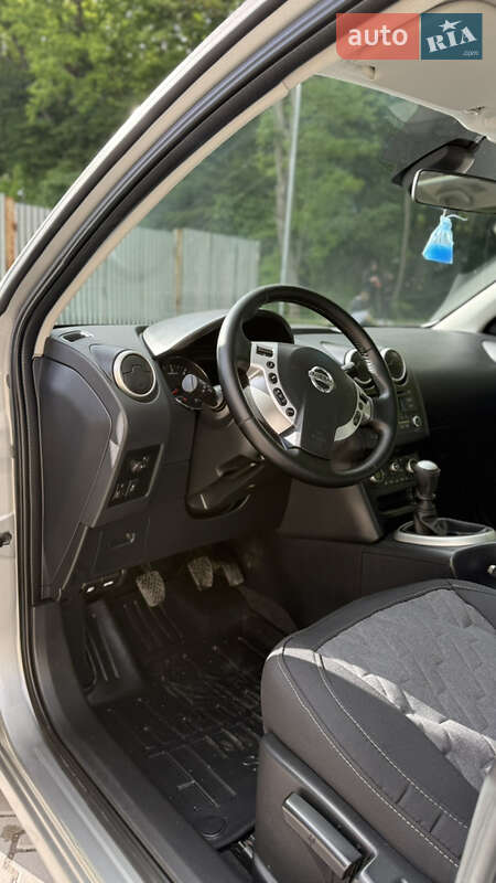 Внедорожник / Кроссовер Nissan Qashqai+2 2011 в Тернополе