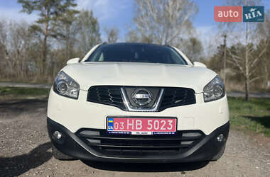 Внедорожник / Кроссовер Nissan Qashqai+2 2010 в 