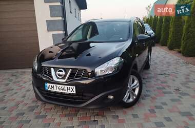 Позашляховик / Кросовер Nissan Qashqai+2 2011 в Звягелі