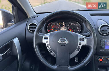 Внедорожник / Кроссовер Nissan Qashqai+2 2011 в 