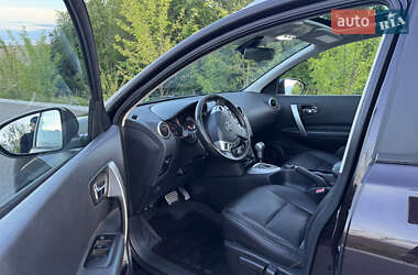 Внедорожник / Кроссовер Nissan Qashqai+2 2011 в 