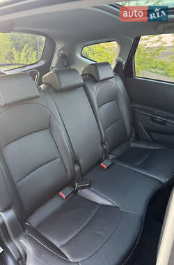 Внедорожник / Кроссовер Nissan Qashqai+2 2011 в 