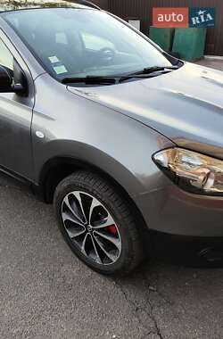 Внедорожник / Кроссовер Nissan Qashqai+2 2013 в 
