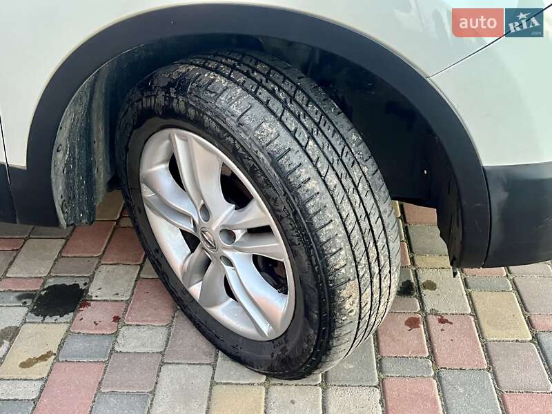Позашляховик / Кросовер Nissan Qashqai+2 2012 в Володимирці