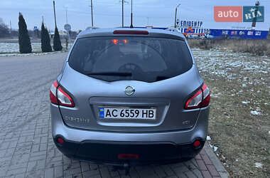 Внедорожник / Кроссовер Nissan Qashqai+2 2010 в 