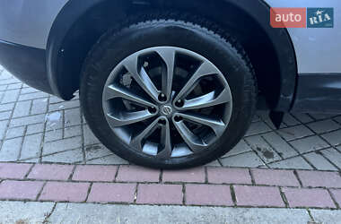 Внедорожник / Кроссовер Nissan Qashqai+2 2010 в 