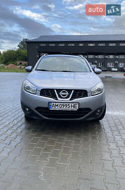 Внедорожник / Кроссовер Nissan Qashqai+2 2013 в 