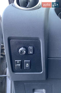 Внедорожник / Кроссовер Nissan Qashqai+2 2013 в 