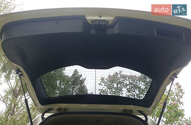 Внедорожник / Кроссовер Nissan Qashqai+2 2012 в 