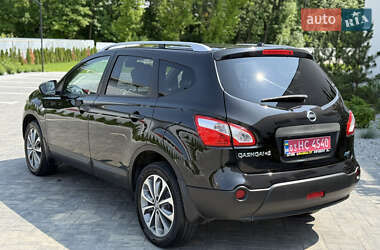 Позашляховик / Кросовер Nissan Qashqai+2 2013 в 
