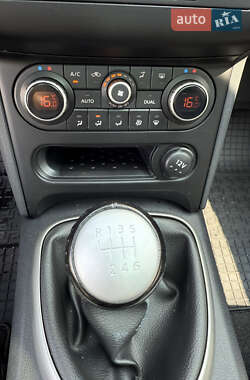 Позашляховик / Кросовер Nissan Qashqai+2 2013 в 