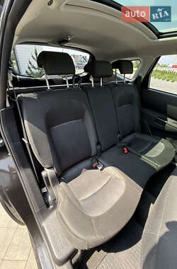 Позашляховик / Кросовер Nissan Qashqai+2 2013 в 