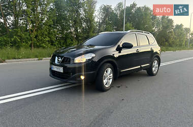 Позашляховик / Кросовер Nissan Qashqai+2 2011 в 