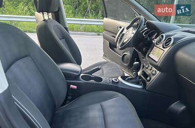 Позашляховик / Кросовер Nissan Qashqai+2 2011 в 