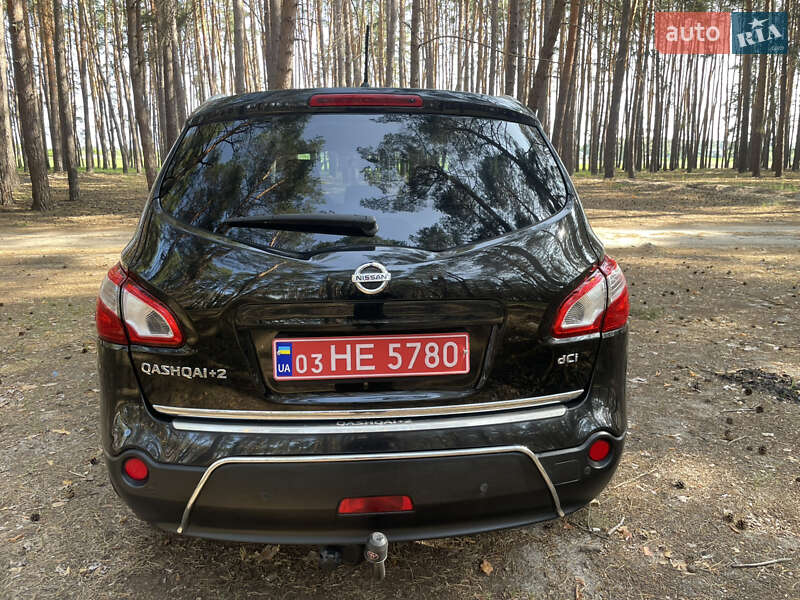 Позашляховик / Кросовер Nissan Qashqai+2 2013 в Харкові