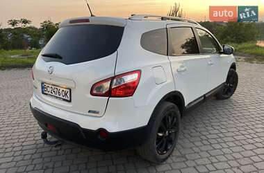 Позашляховик / Кросовер Nissan Qashqai+2 2010 в 