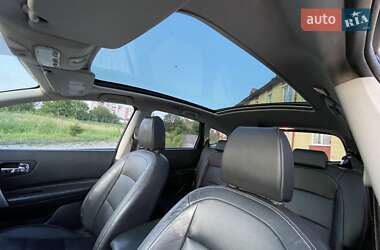Позашляховик / Кросовер Nissan Qashqai+2 2010 в 