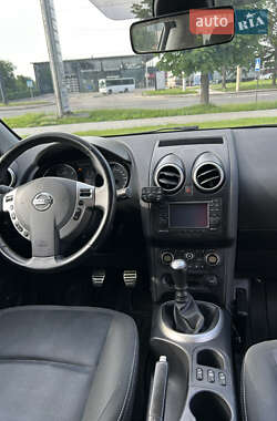 Внедорожник / Кроссовер Nissan Qashqai+2 2011 в 