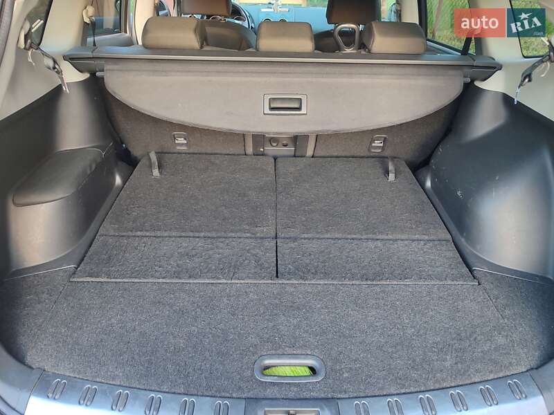 Внедорожник / Кроссовер Nissan Qashqai+2 2010 в Микуличине