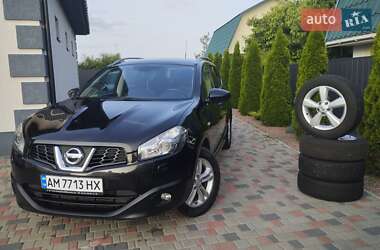 Позашляховик / Кросовер Nissan Qashqai+2 2010 в Звягелі