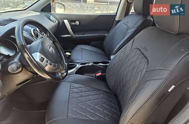 Внедорожник / Кроссовер Nissan Qashqai+2 2011 в 