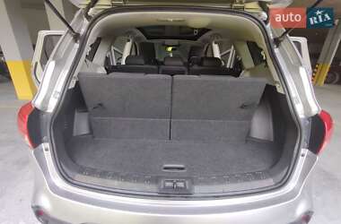 Внедорожник / Кроссовер Nissan Qashqai+2 2010 в 