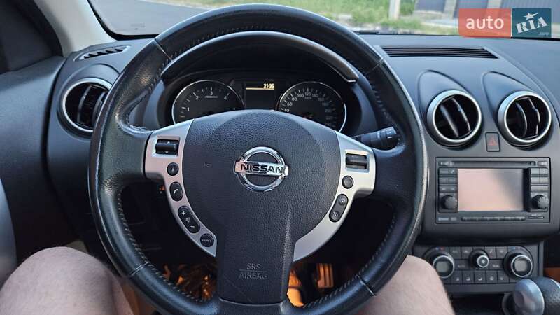 Позашляховик / Кросовер Nissan Qashqai+2 2011 в Вінниці