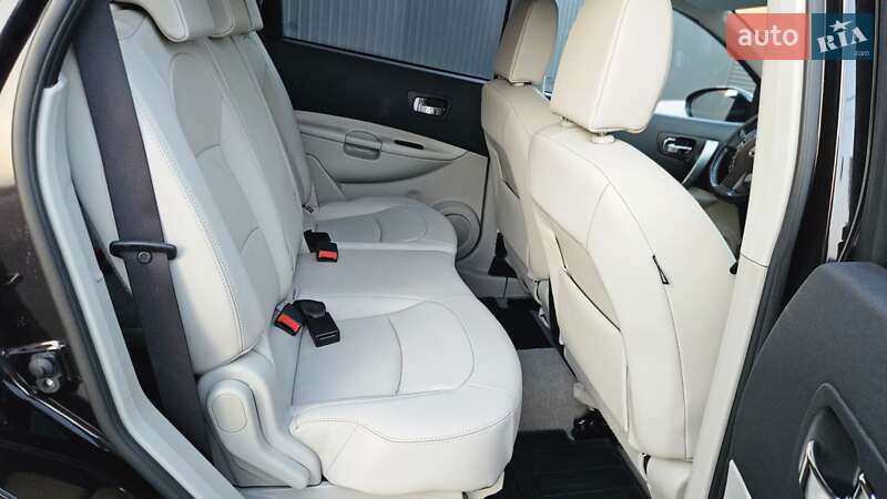 Позашляховик / Кросовер Nissan Qashqai+2 2011 в Вінниці