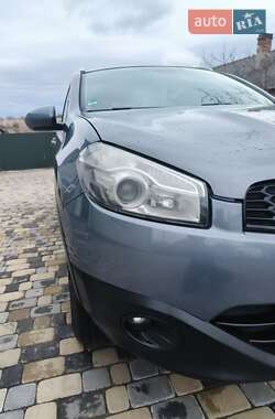 Внедорожник / Кроссовер Nissan Qashqai+2 2010 в 