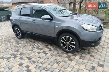 Внедорожник / Кроссовер Nissan Qashqai+2 2010 в 