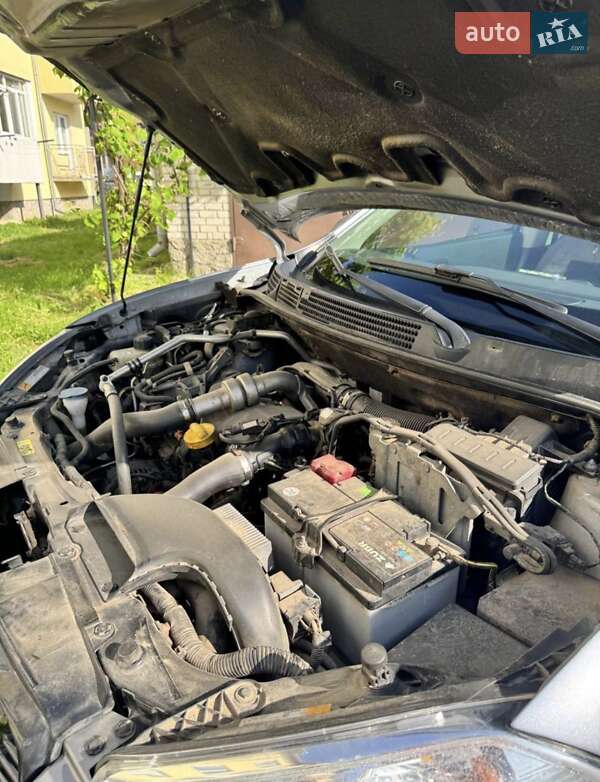 Позашляховик / Кросовер Nissan Qashqai+2 2011 в Самборі фото 16 Позашляховик / Кросовер Nissan Qashqai+2 2011 в Самборі