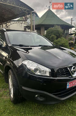 Внедорожник / Кроссовер Nissan Qashqai+2 2010 в Ахтырке