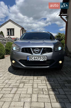 Позашляховик / Кросовер Nissan Qashqai+2 2013 в Пустомитах