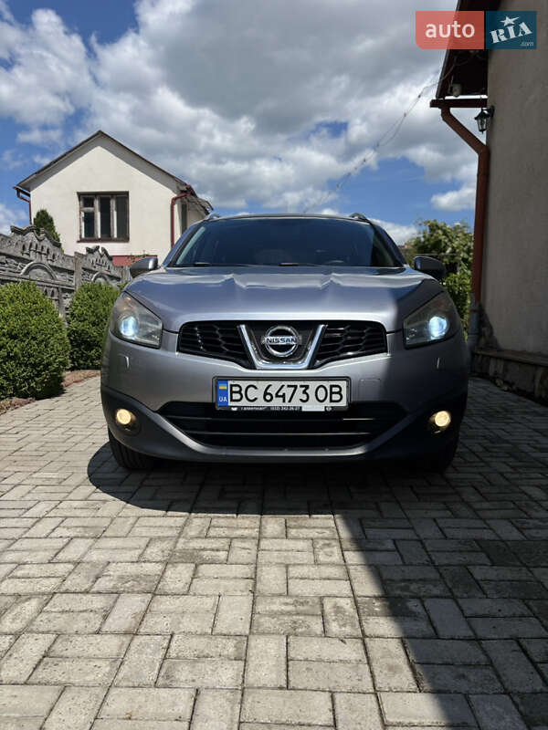 Nissan Qashqai+2 2013