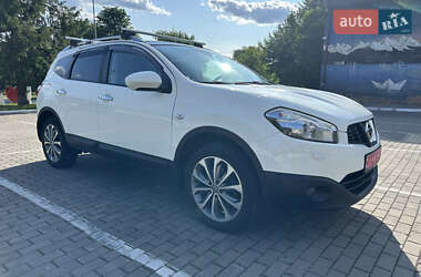 Внедорожник / Кроссовер Nissan Qashqai+2 2012 в 
