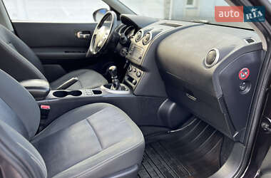 Внедорожник / Кроссовер Nissan Qashqai+2 2012 в 