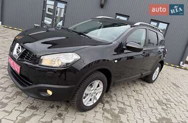 Позашляховик / Кросовер Nissan Qashqai+2 2011 в Млиніві