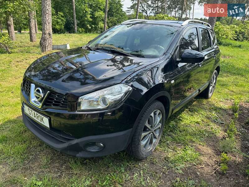 Nissan Qashqai+2 2011