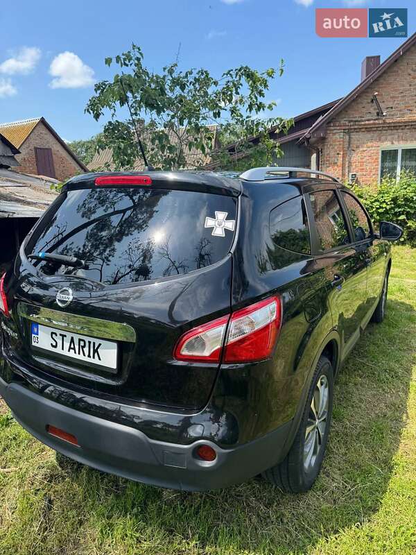 Внедорожник / Кроссовер Nissan Qashqai+2 2011 в Луцке