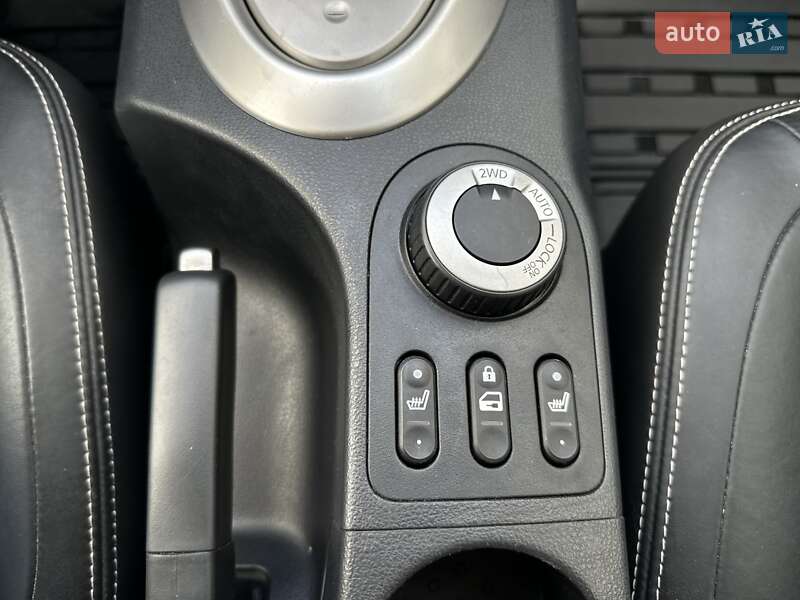 Позашляховик / Кросовер Nissan Qashqai+2 2012 в Києві