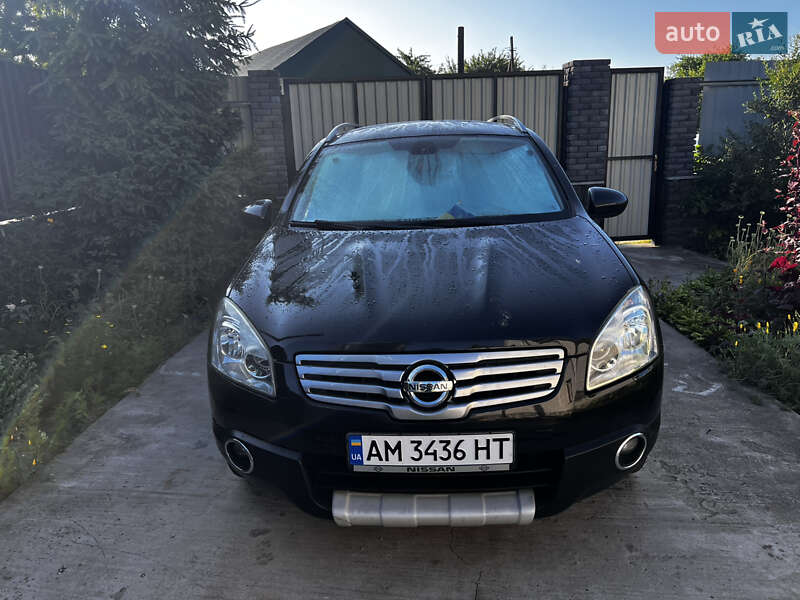 Внедорожник / Кроссовер Nissan Qashqai+2 2009 в Коростышеве