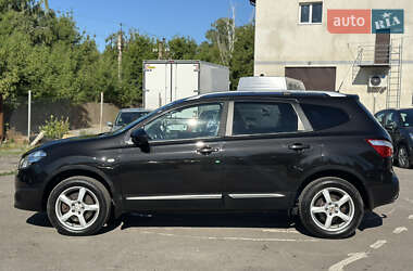 Позашляховик / Кросовер Nissan Qashqai+2 2013 в 