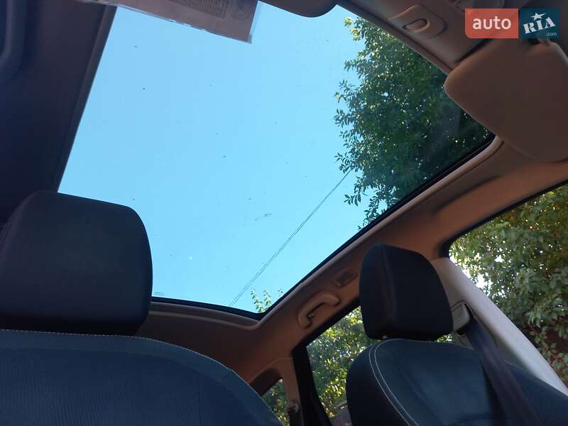 Позашляховик / Кросовер Nissan Qashqai+2 2010 в Луцьку