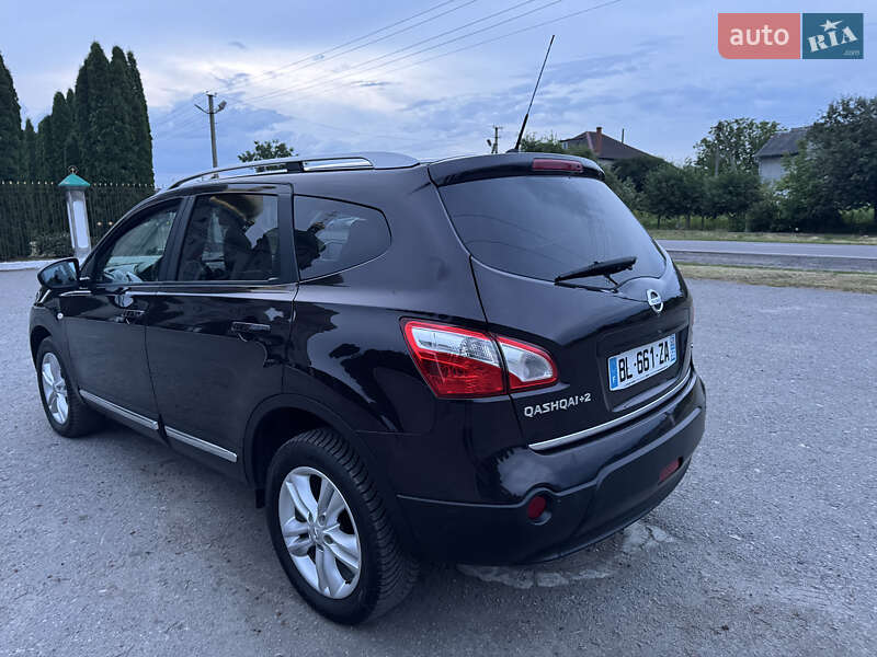 Внедорожник / Кроссовер Nissan Qashqai+2 2011 в Дубно