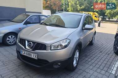 Внедорожник / Кроссовер Nissan Qashqai+2 2011 в Черкассах