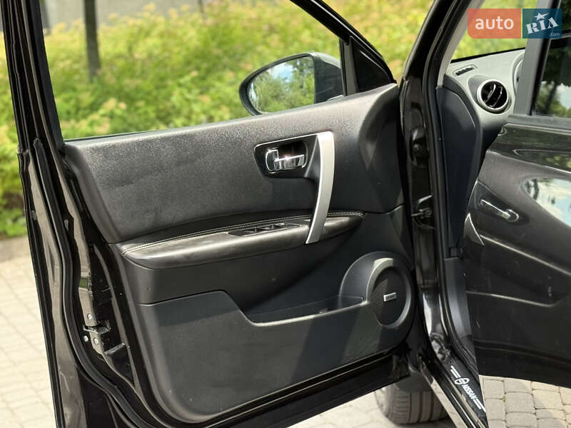 Внедорожник / Кроссовер Nissan Qashqai+2 2013 в Ивано-Франковске